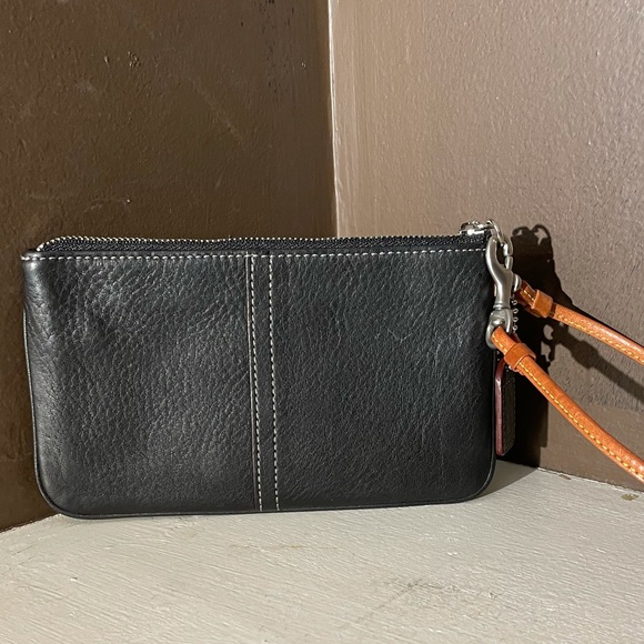 Coach Wristlet - Picture 2 of 6